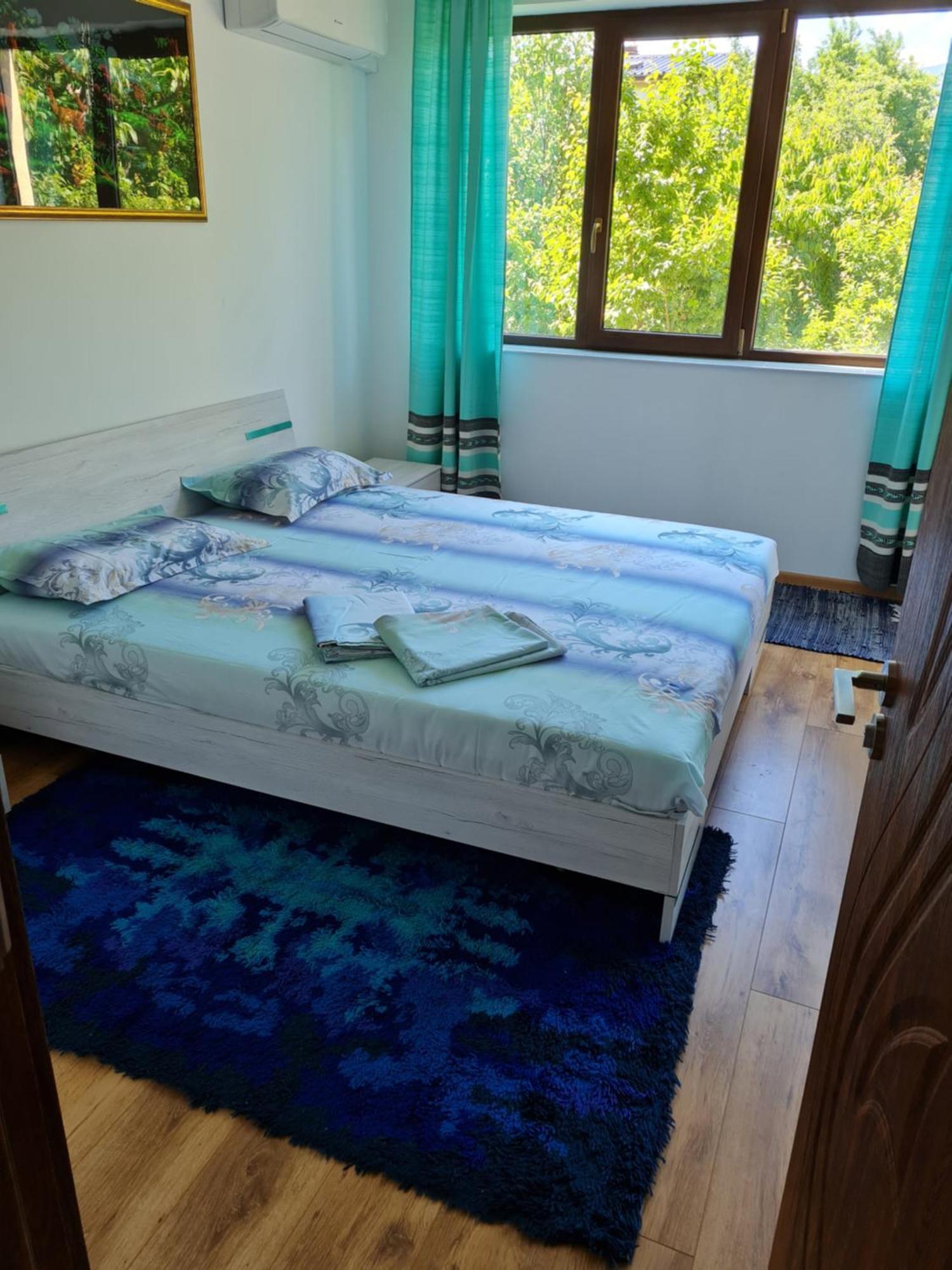 Cozy With Balcony Sofya